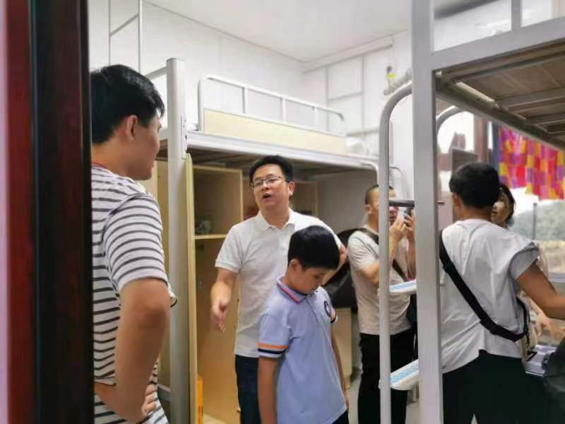 4ad861b55711437ba08eecb296999068.jpg 4ad861b55711437ba08eecb296999068.jpg