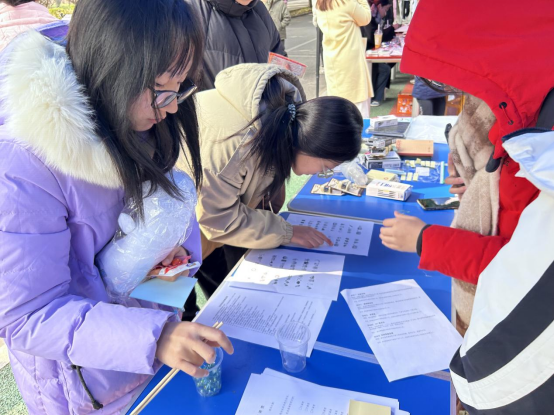 7205623c79a045eeb0df12ba974dc38b.png 7205623c79a045eeb0df12ba974dc38b.png