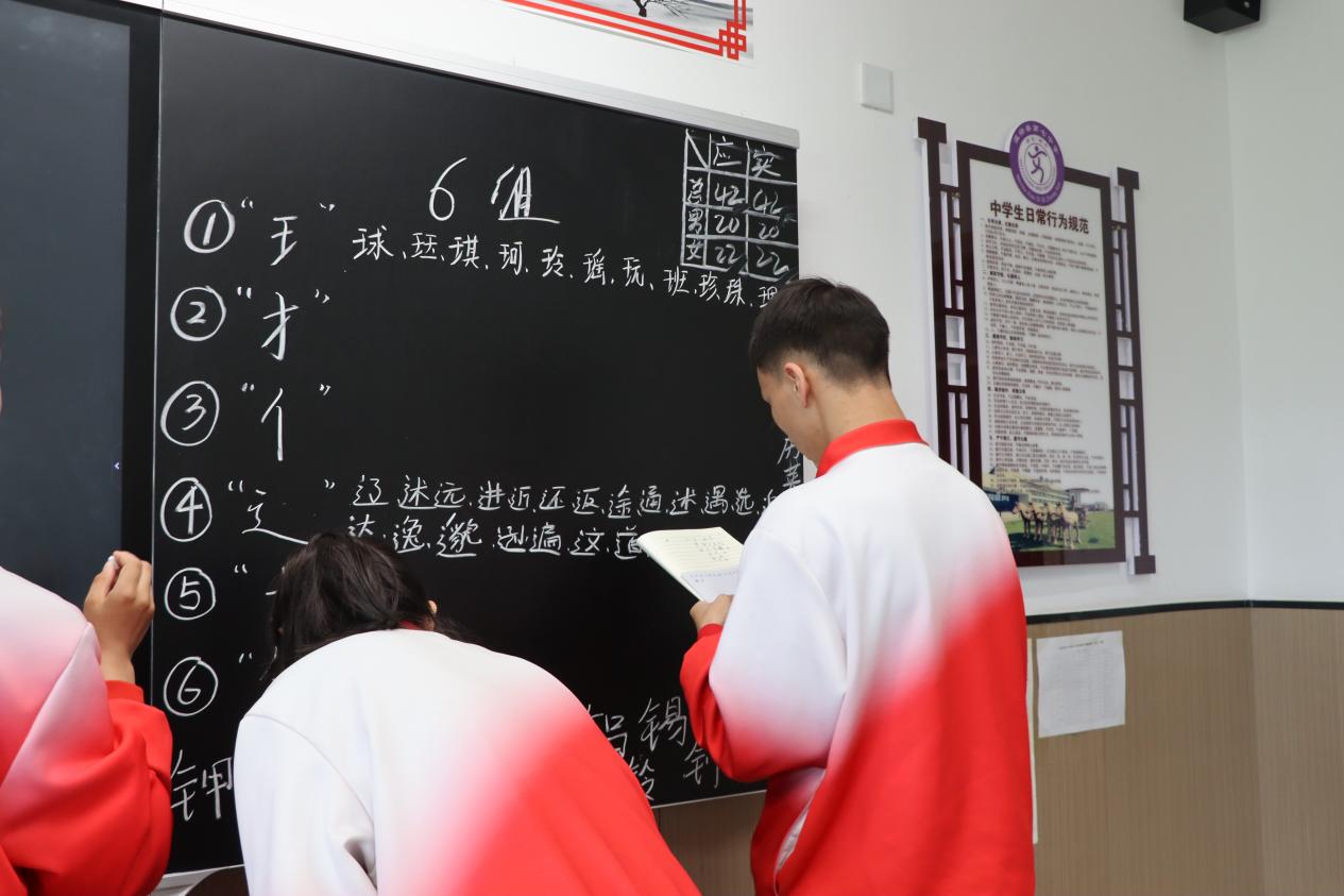 8f76ad1f31084c2f94ab21710797c9a8.jpg 8f76ad1f31084c2f94ab21710797c9a8.jpg