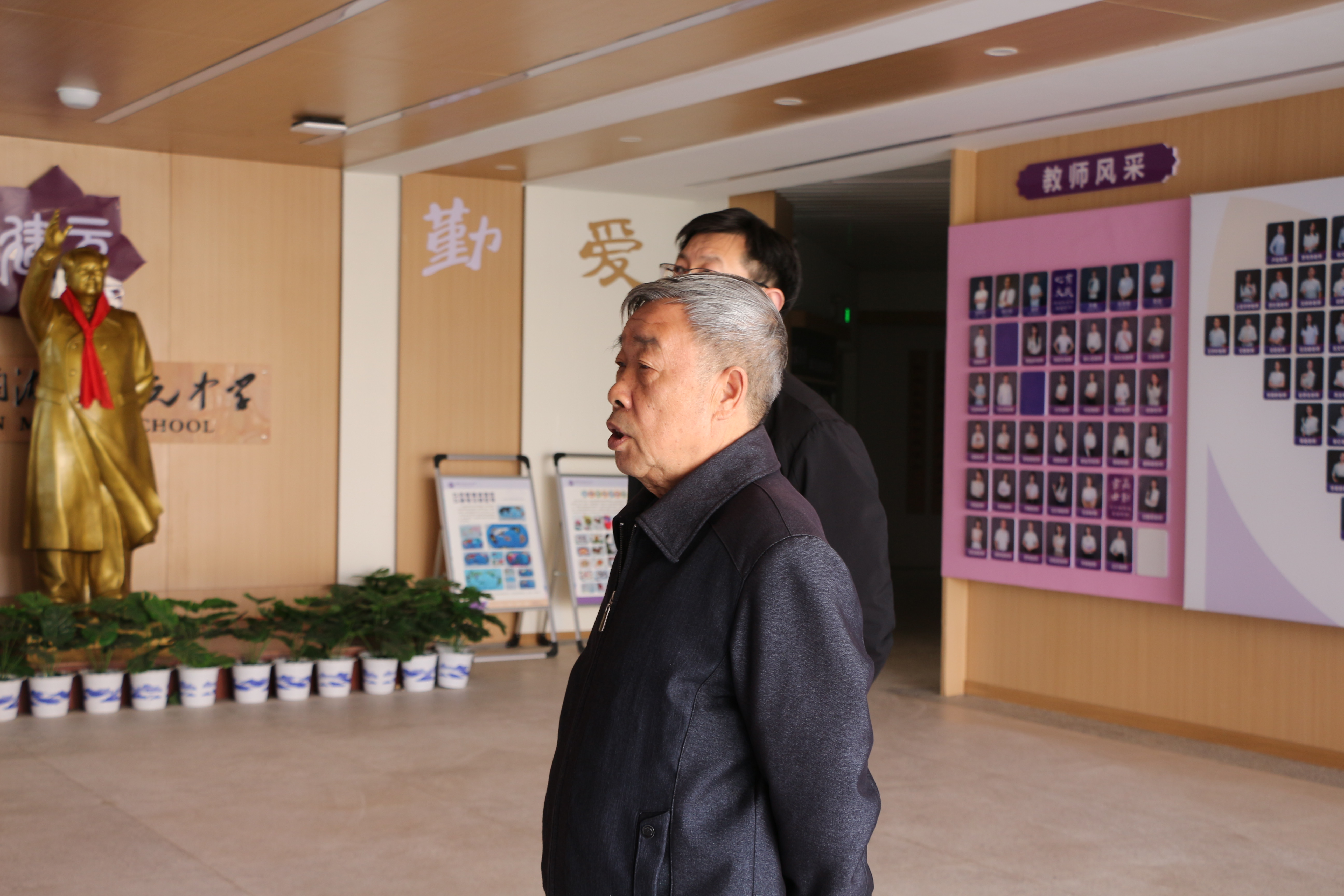 82e6660970ee48d59f96c2de13cf2a36.jpg 82e6660970ee48d59f96c2de13cf2a36.jpg